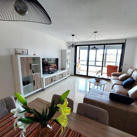 Luxury 3 Dormitorios Frente Al Mar En Las Marinas By Sonneil Rentals Benidorm Exterior foto