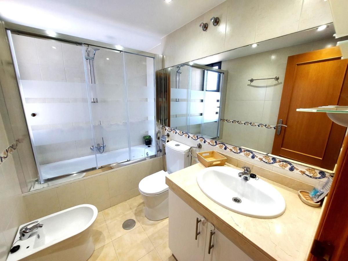 Luxury 3 Dormitorios Frente Al Mar En Las Marinas By Sonneil Rentals Benidorm Exterior foto